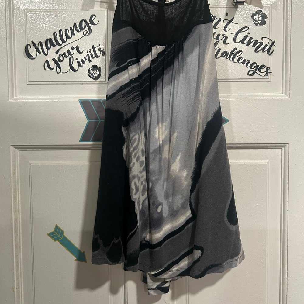 Express Monochrome Sleeveless Dress